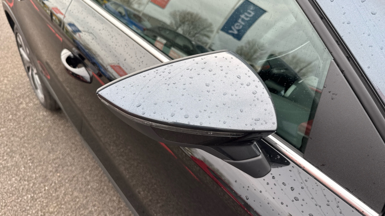 SEAT Arona 1.0 TSI 115 FR Sport 5dr DSG Petrol Hatchback